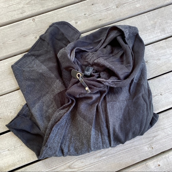 Lord & Taylor Hooded Cape/Poncho - Picture 7 of 7